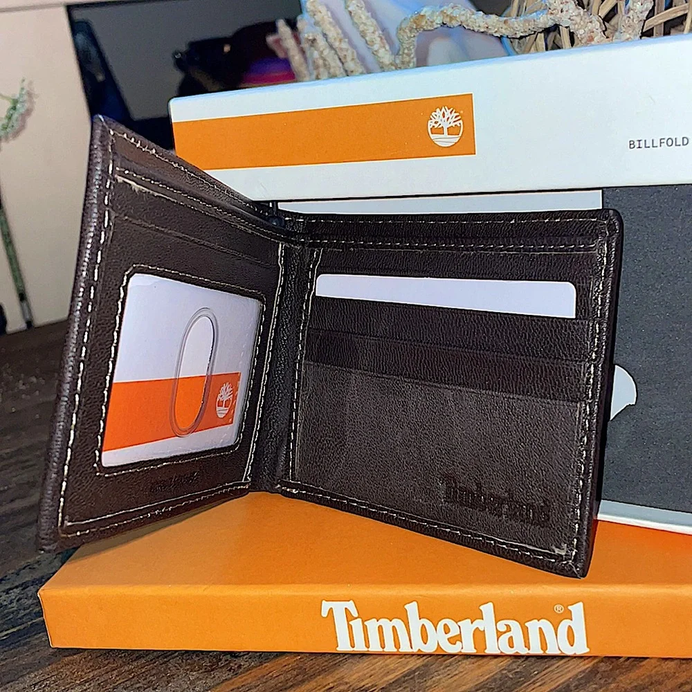 Timberland Billfold with Leather Wrapped Key Fob Set - Picture 2 of 5